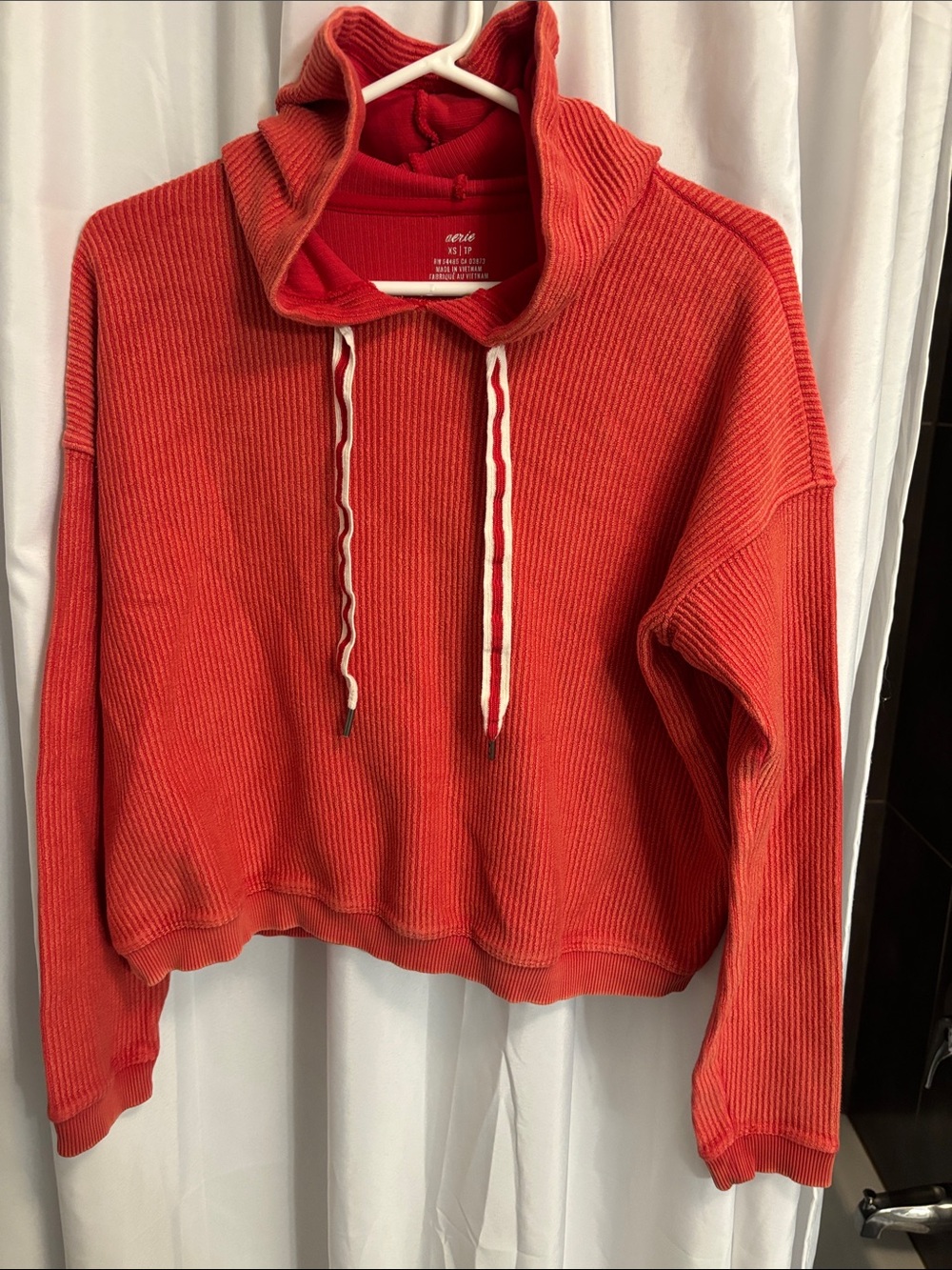 Aerie XS Coral Red Waffle-Knit crop Cowl Hoodie Sweater
